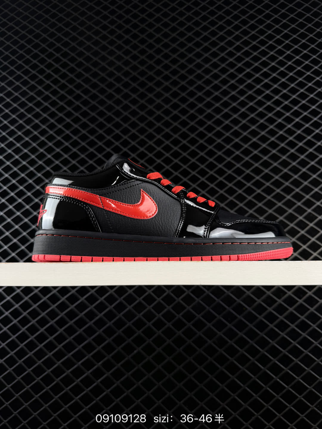 Nike Air Jordan 1 Low OG AJ1-553558-146 Nike Air Jordan 1 Low OG AJ1-553558-146